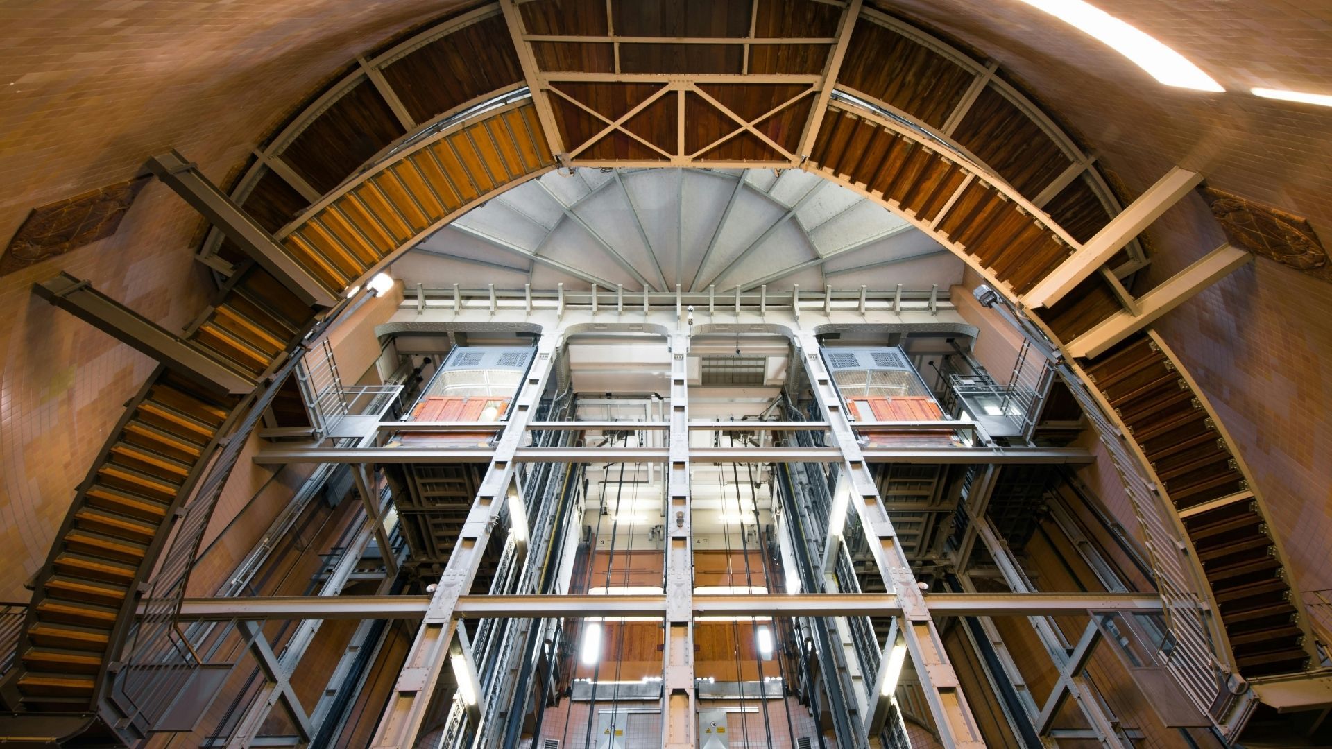 Alter Elbtunnel – Bild 2