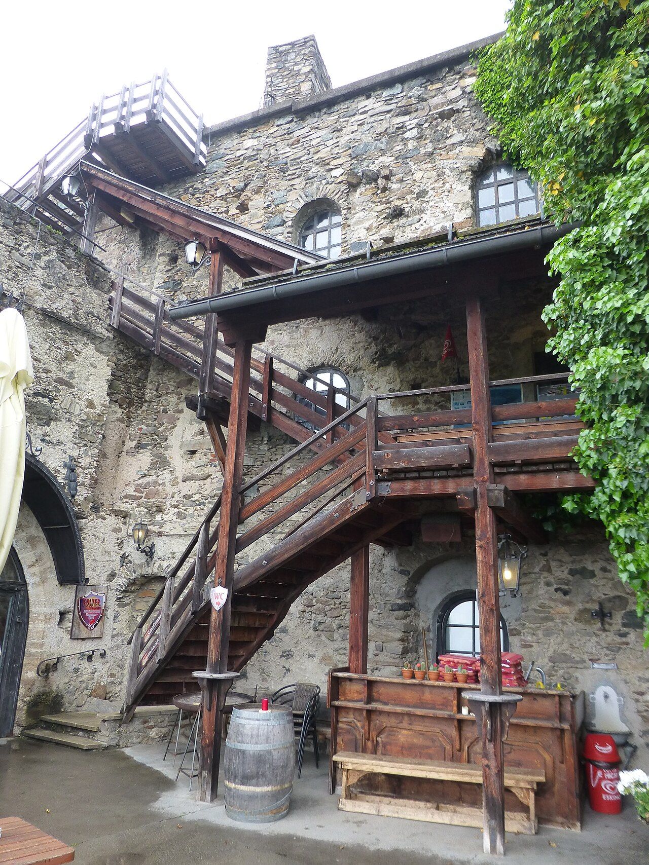 Burg Sommeregg – Bild 3
