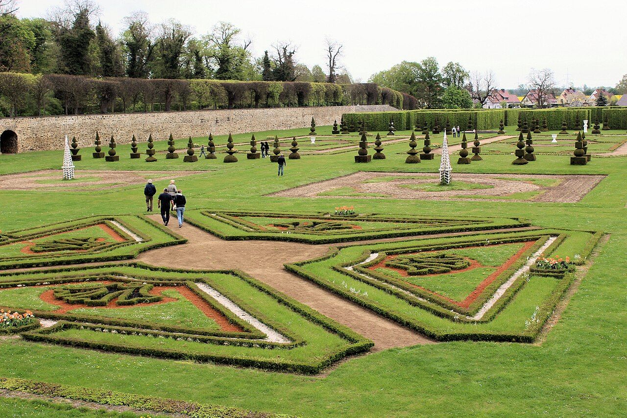 Schloss Hundisburg – Bild 2